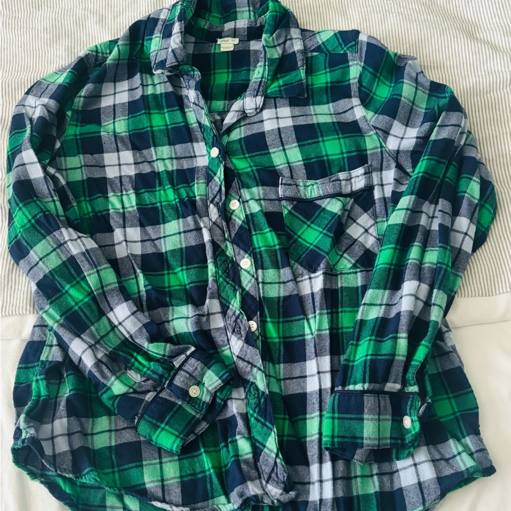 aerie Green and Navy Plaid Button-Up Shirt